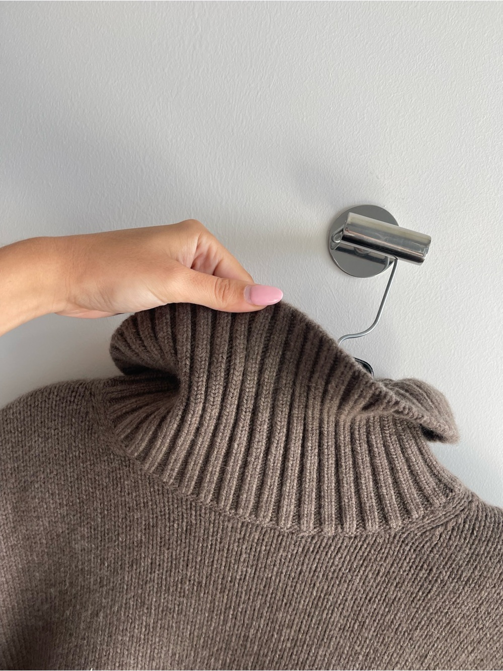& Other Stories wool blend high neck jumper in taupe turtleneck - Picture 4 of 8